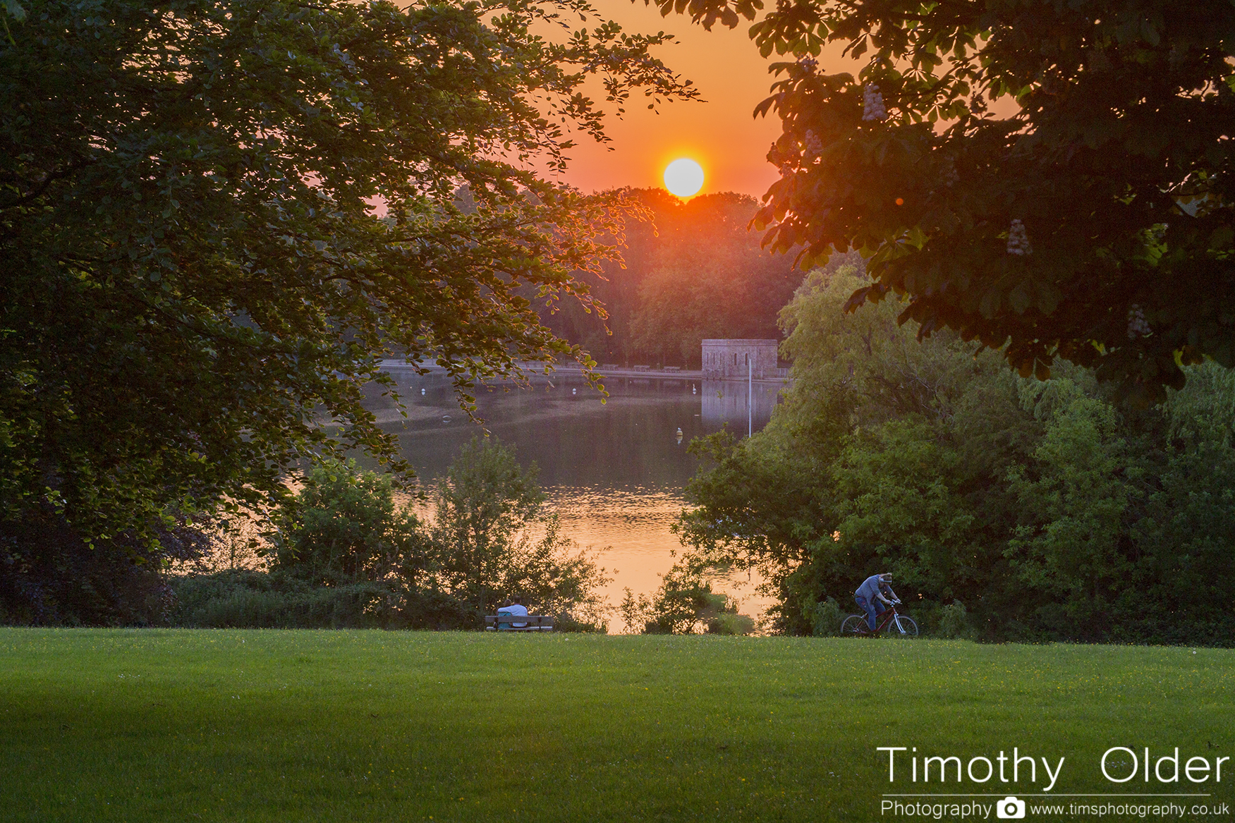 Moat Park, Maidstone. Low Light Photography.